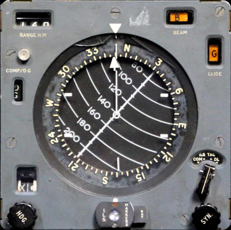 Navigation display in TACAN mode Navigation display in TACAN mode