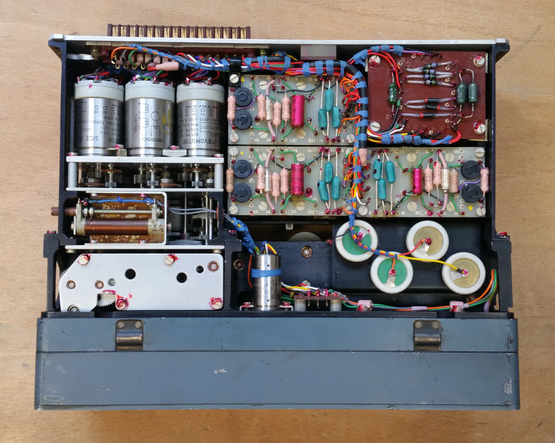 Navigation display Mk. 1 type C internals Navigation display Mk. 1 type C internals